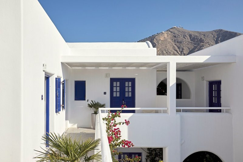 Kouros Village ●●●●