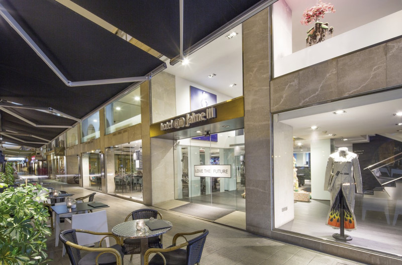 HM Jaime III ●●●●○