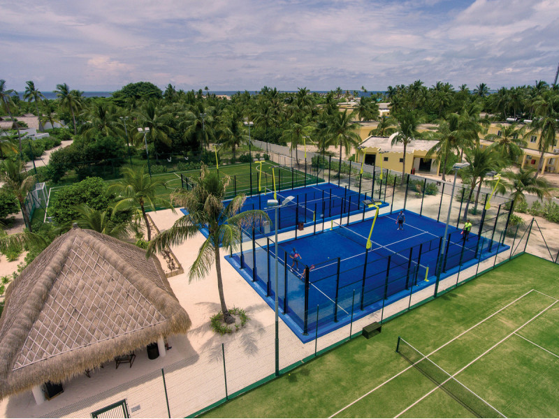 Emerald Faarufushi Resort & Spa