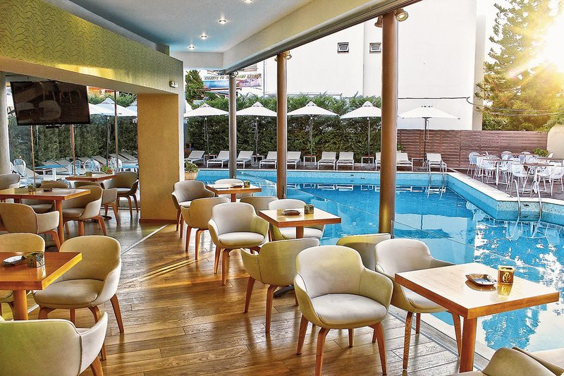 Nefeli Hotel ●●●●