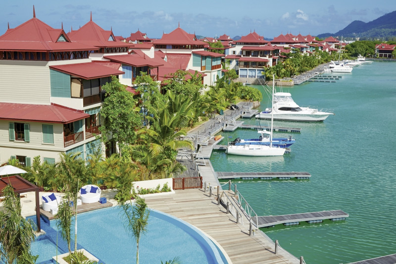 Eden Bleu Hotel