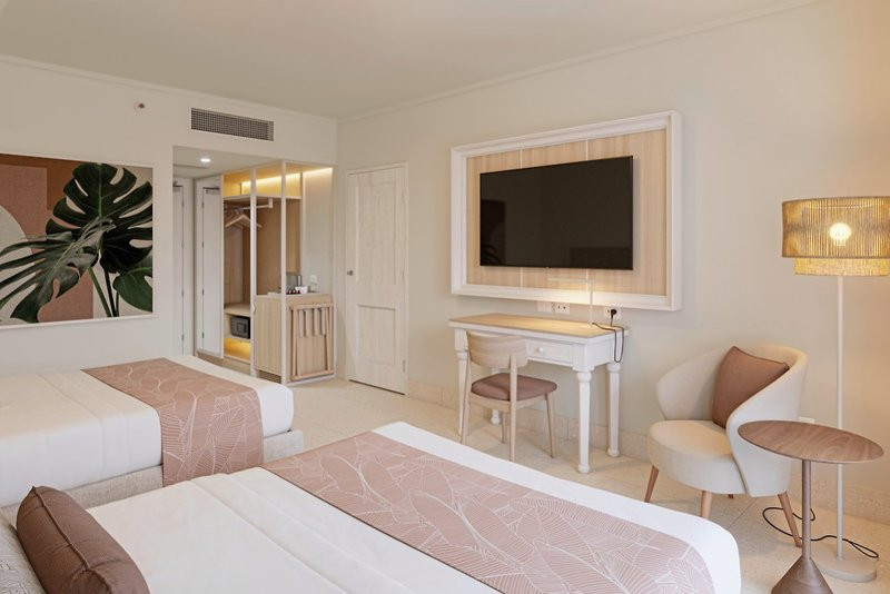 Wyndham Alltra Punta Cana All-Inclusive Resort ●●●●