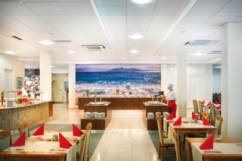 Sunny Baska Hotel by Valamar (ex. Corinthia) ●●●