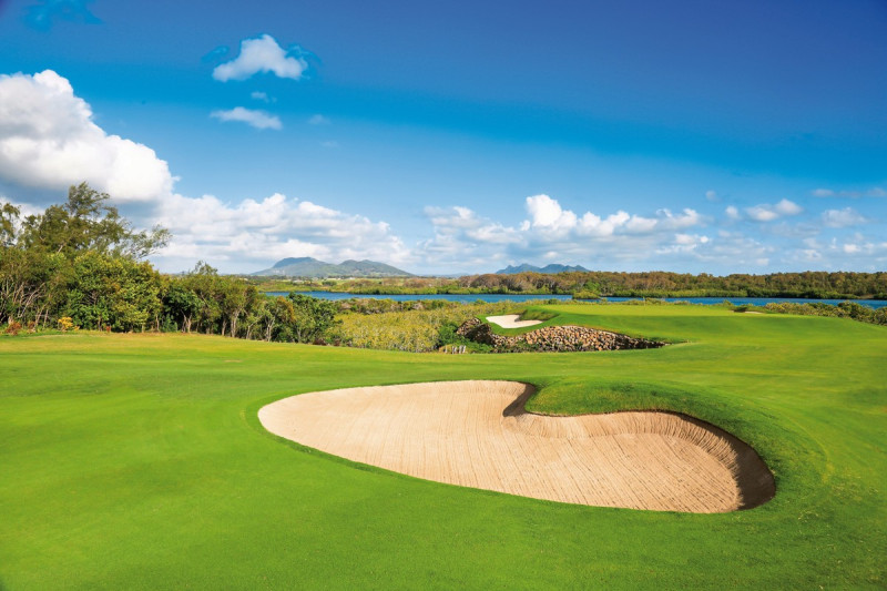 The Bay Club at Anahita ●●●●●