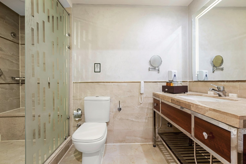 Beispiel Bad Bungalow Poolblick