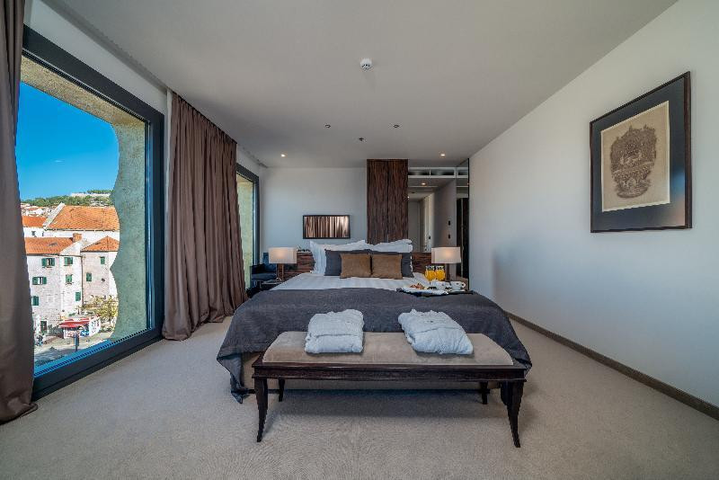 Bellevue Superior City Hotel ●●●●