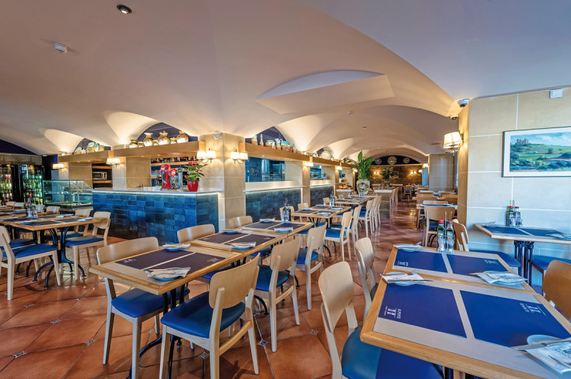 Maritim Antonine Hotel & Spa