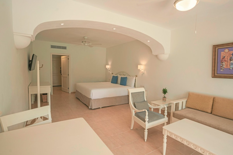 Iberostar Waves Punta Cana ●●●●○