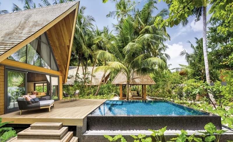 The St. Regis Maldives Vommuli Resort ●●●●●●