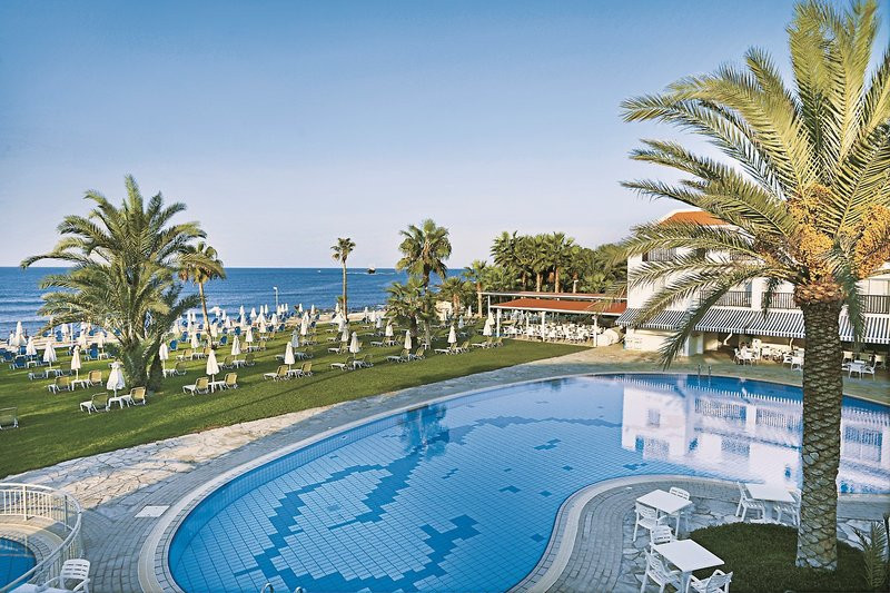 Akti Beach Village Resort ●●●●