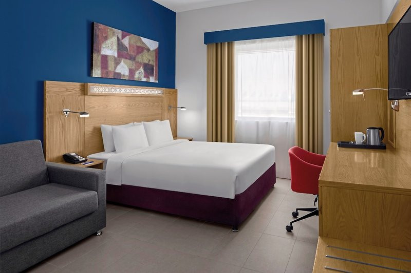 Holiday Inn Express Dubai Airport ●●●
