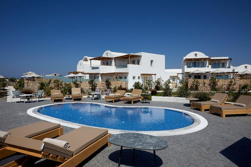 Sea Breeze Beach Resort, Curio Collection by Hilton ●●●●
