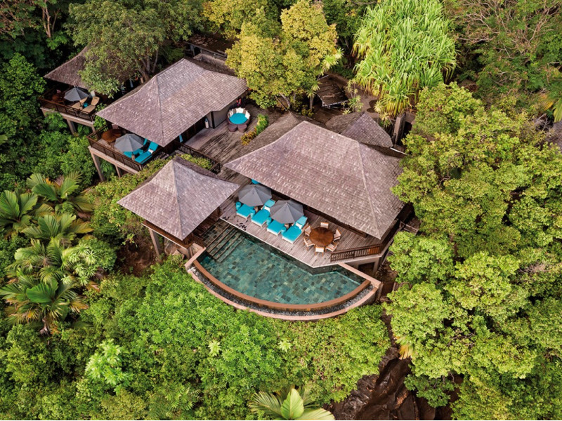 Constance Ephelia ●●●●●○