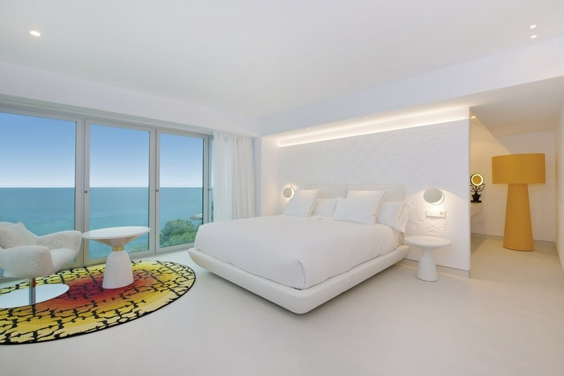 The Donna Portals ●●●●●