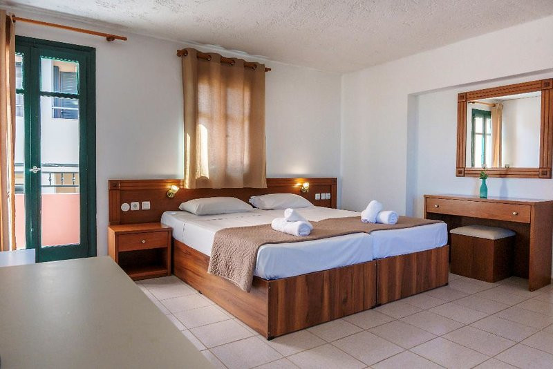 Kri-Kri Village Holiday Apartments ●●