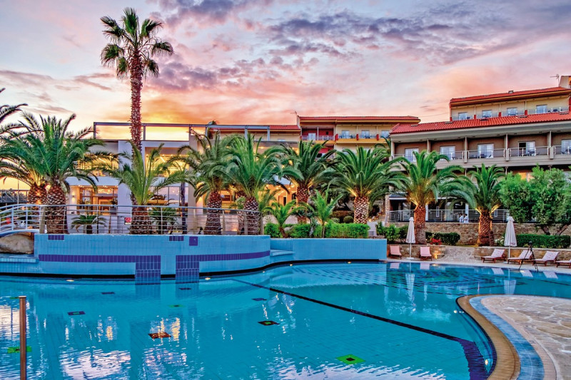 Lagomandra Hotel & Spa