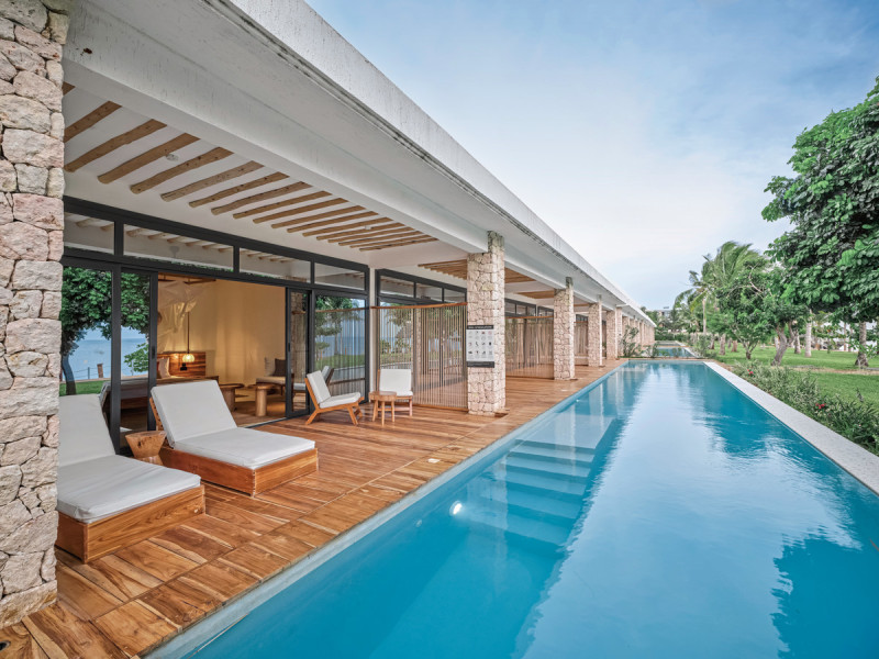 Beispiel Swim-Up Juniorsuite Meerblick