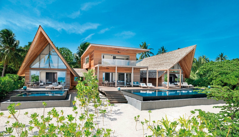 The St. Regis Maldives Vommuli Resort