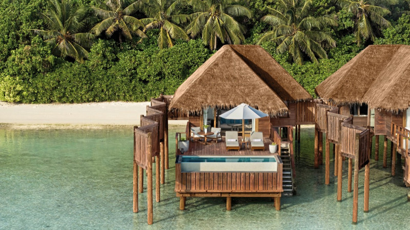 Sunset Water Villa Pool