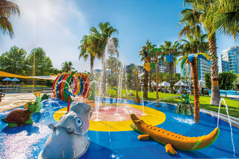 Sherwood Exclusive Lara