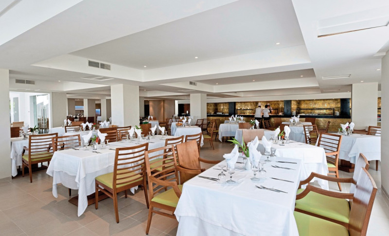 Les Orangers Beach Resort