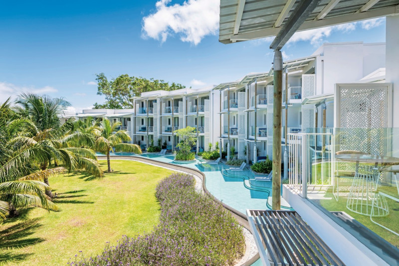 Victoria for 2 Beachcomber Resort & Spa