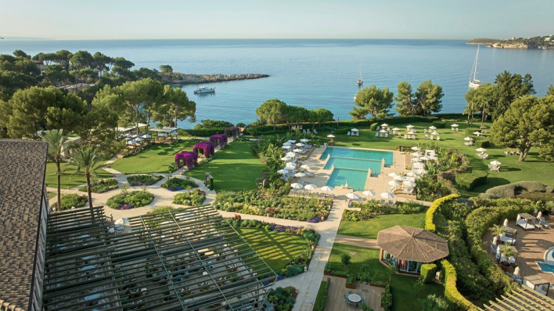 The St. Regis Mardavall Mallorca Resort