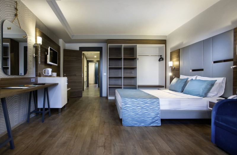 Wohnbeispiel Familienzimmer Duplex Swim Up