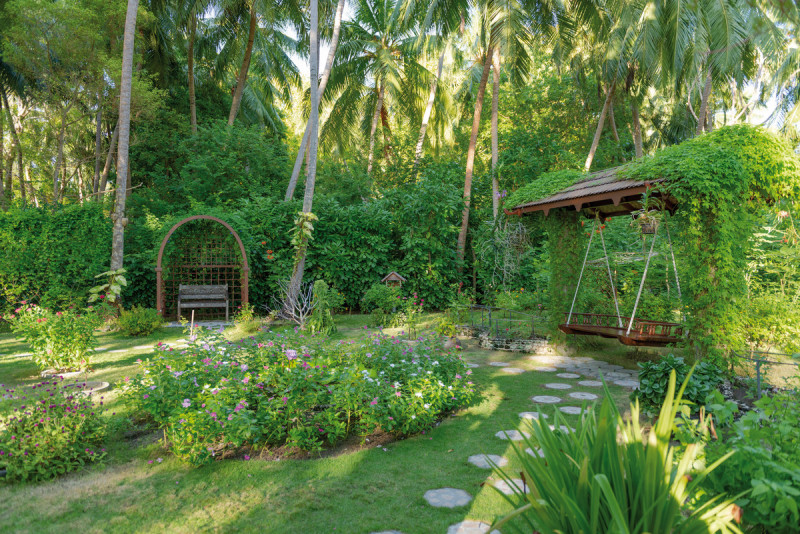 Royal Island Resort & Spa