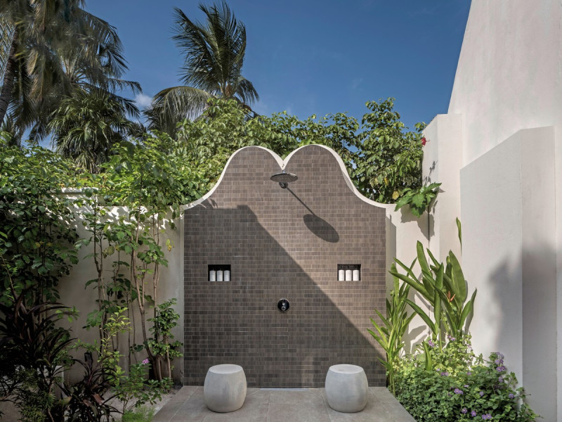 Deluxe Beach Villa with Pool