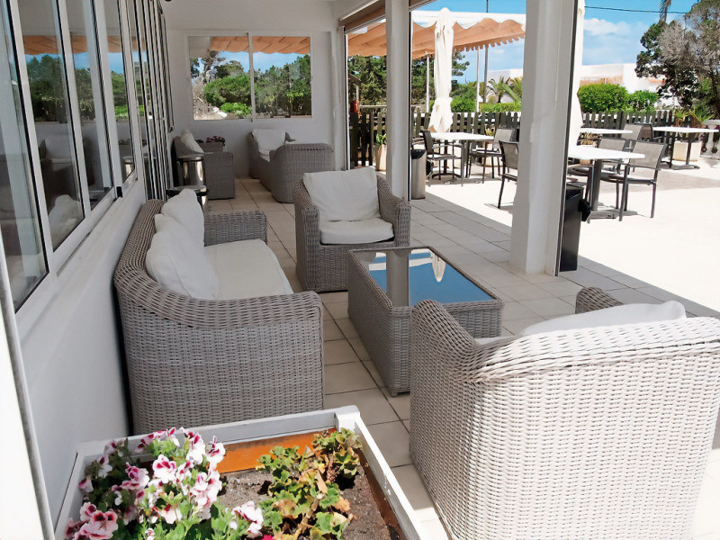 Lago Playa Resort