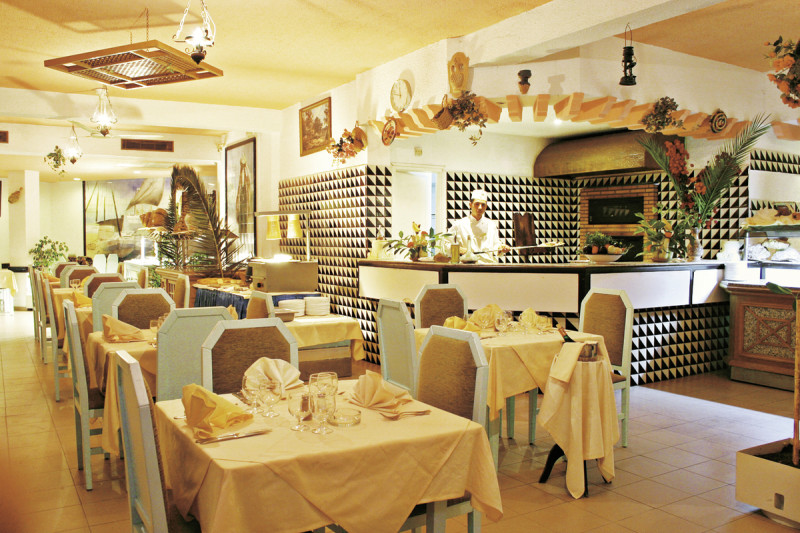 El Mouradi Club Selima