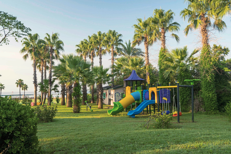 Royal Atlantis Beach