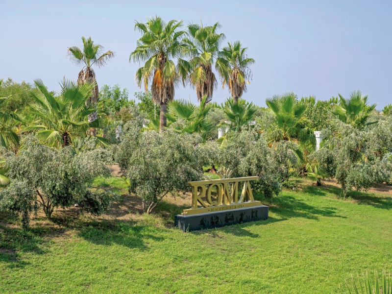 Roma Beach Resort & Spa