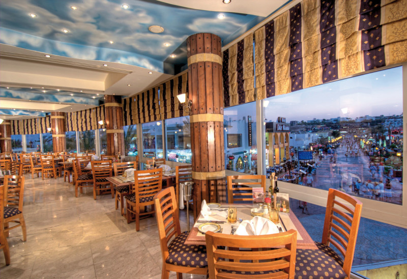 Maritim Jolie Ville Resort & Casino