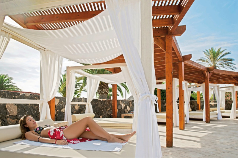 Elba Carlota Beach & Golf Resort