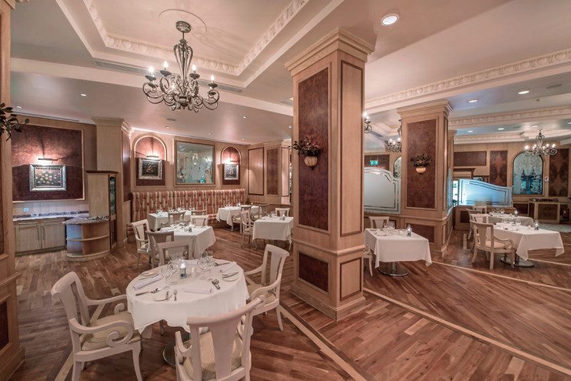 Reef Oasis Blue Bay Resort & Spa