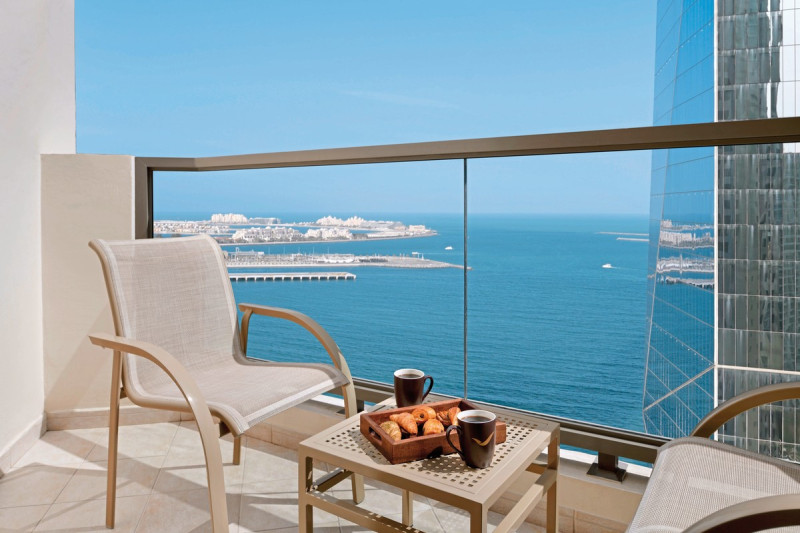 Wohnbeispiel Executive Suite Partial Sea View with Balcony