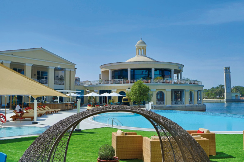 Millennium Lakeview Hotel