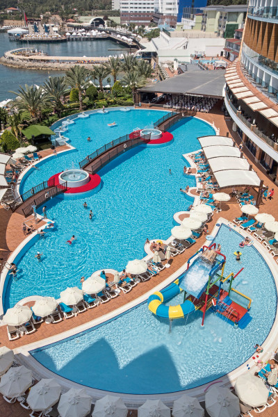 Granada Luxury Okurcalar Hotel