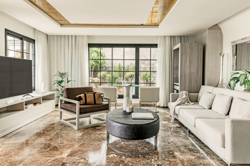 Wohnbeispiel Red Level Villa privater Pool