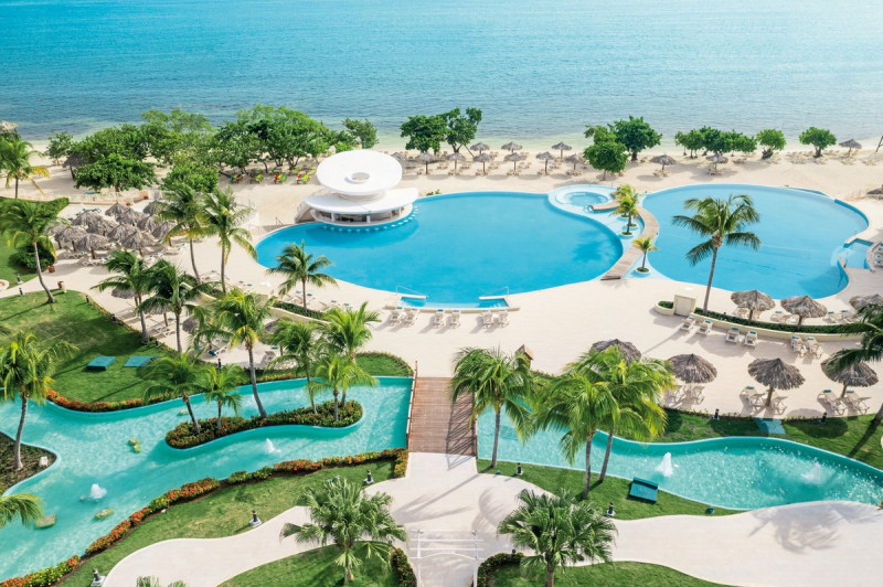 Iberostar Waves Rose Hall Beach