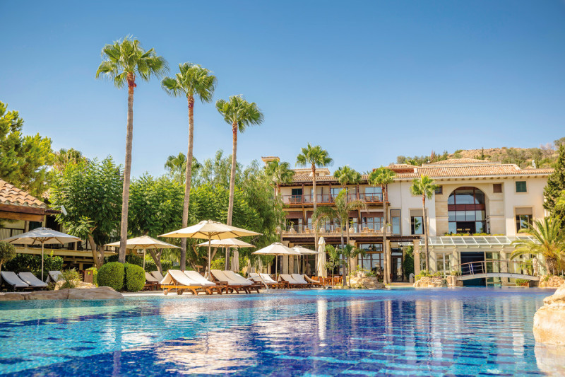 Columbia Beach Resort