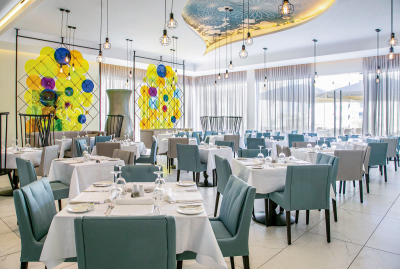 Vangelis Hotel & Suites