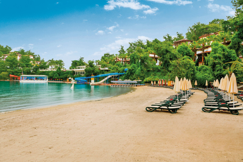 Club & Hotel Letoonia