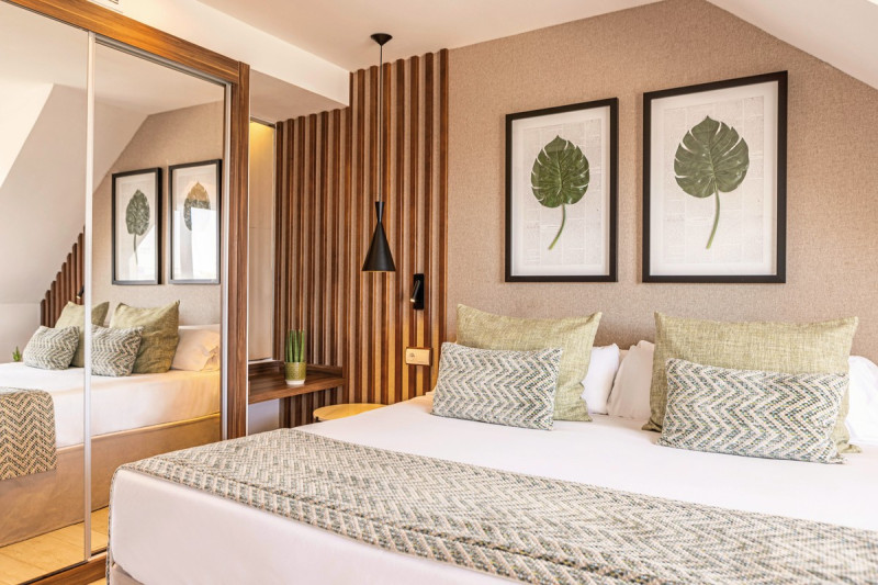Wohnbeispiel Suite 1 Schlafzimmer Penthouse Poolblick