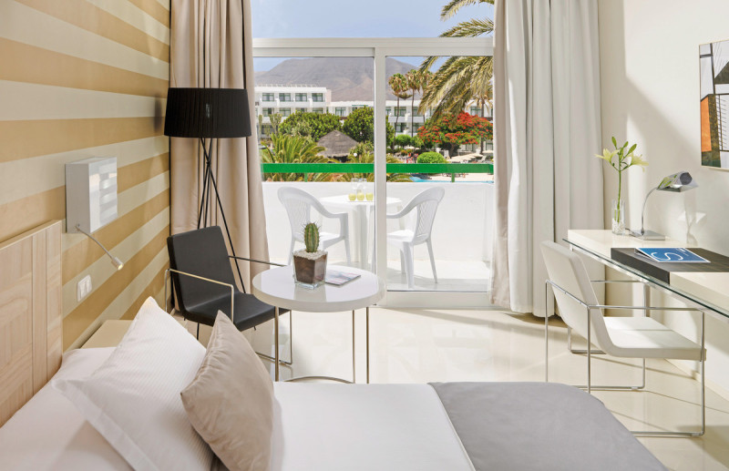 Wohnbeispiel Doppelzimmer Superior Poolblick