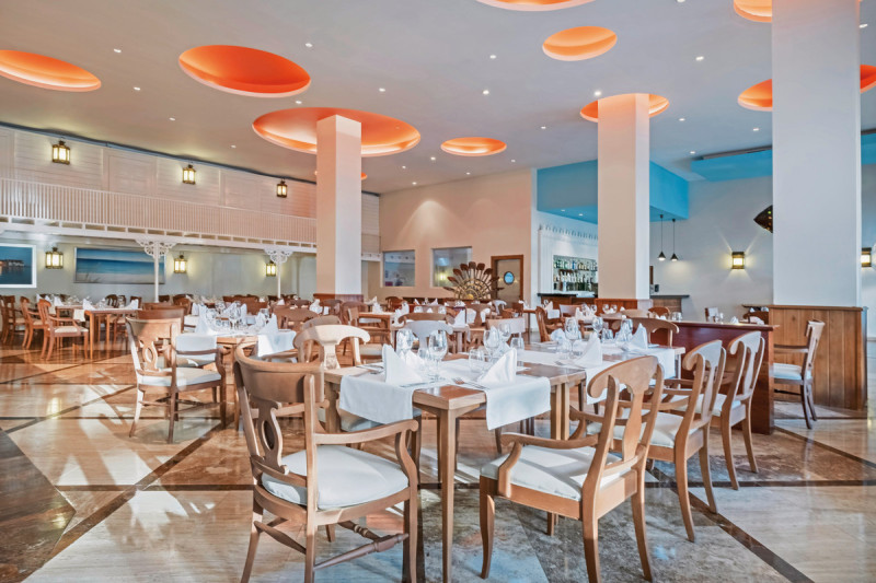 Iberostar Waves Rose Hall Beach