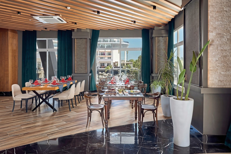 Seaden Sea Planet Resort & Spa