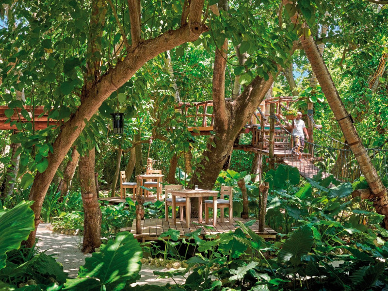 Villa Park Sun Island